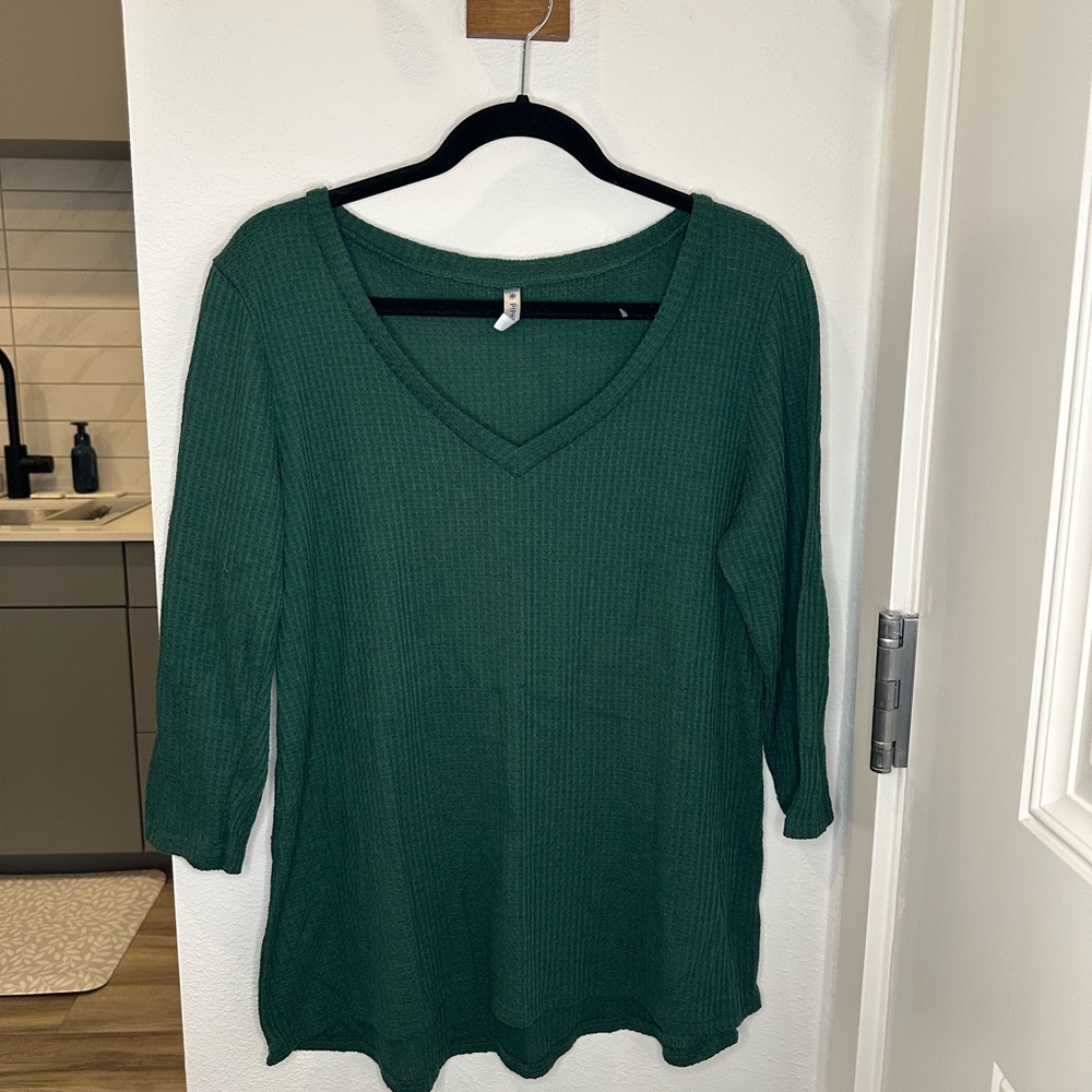 Piphany V Neck